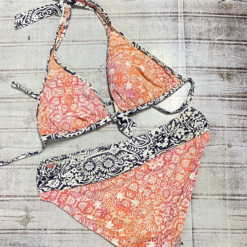 Tommy Bahama Bikini - Picture 3 of 6